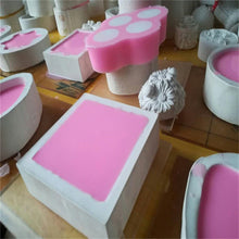 Load image into Gallery viewer, TIN CURE SILICONE FOR DIFFERENT KINDS OF MOLD MAKING
